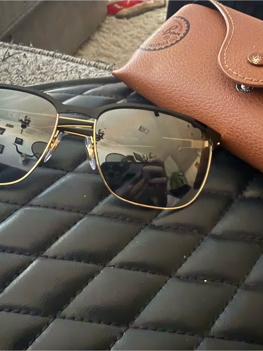 Ray-Ban Black and Gold Aviator Sunglasses